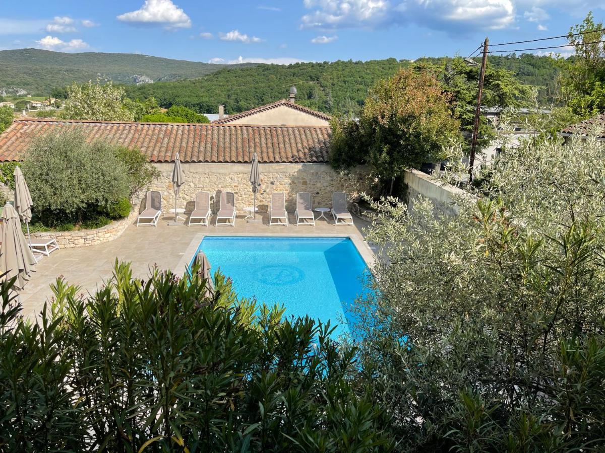 Hotel Berneron Vallon-Pont-dʼArc Kültér fotó