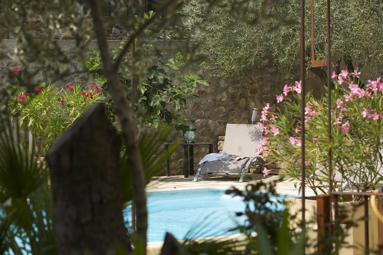 Hotel Berneron Vallon-Pont-dʼArc Kültér fotó