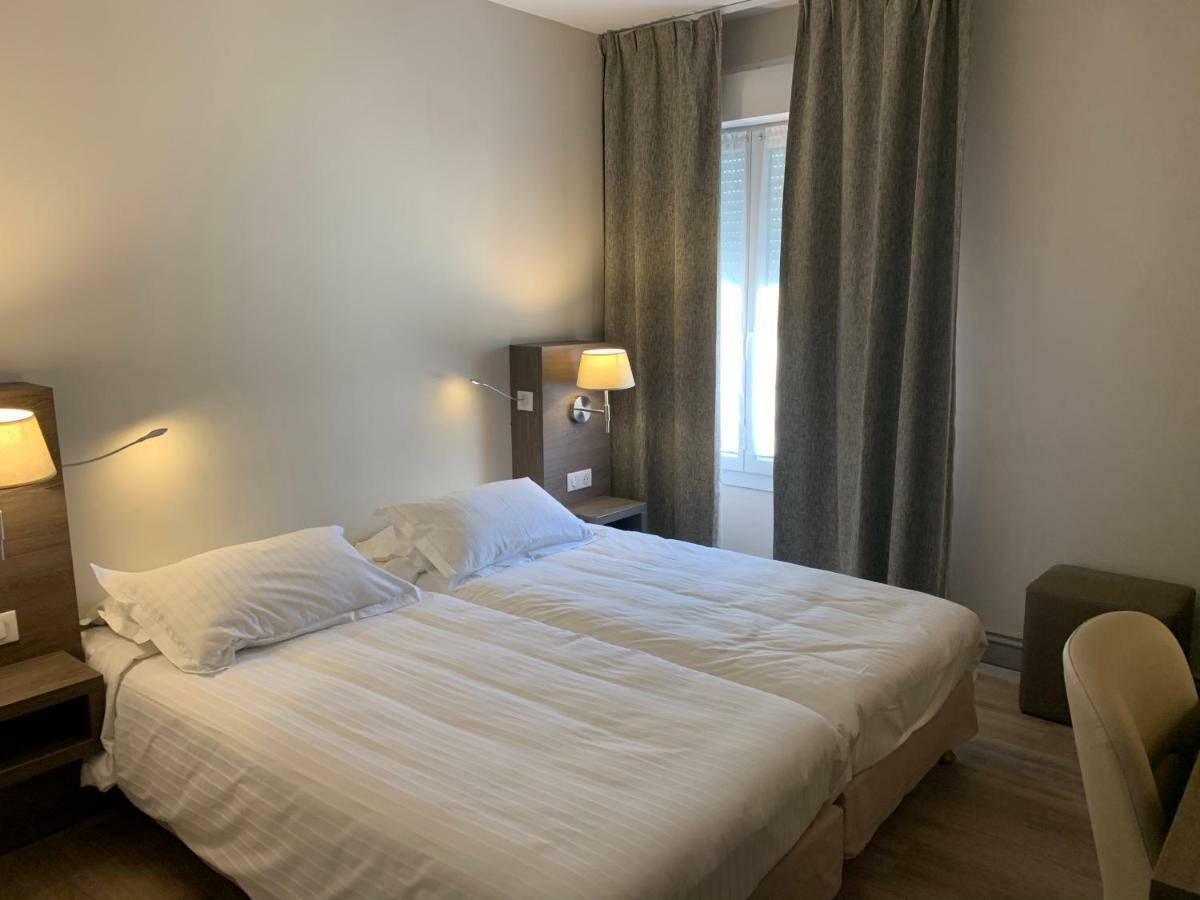 Hotel Berneron Vallon-Pont-dʼArc Kültér fotó
